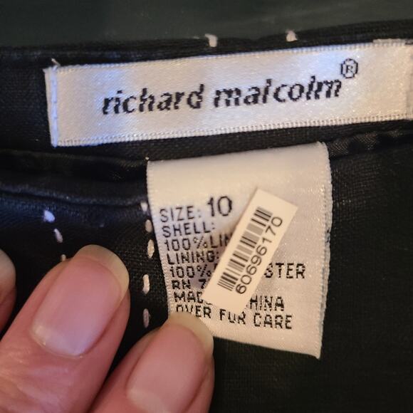 Richard Malcolm 100% Linen Skirt Stitch embroidered Black CUTE! Size 10 - Picture 7 of 8
